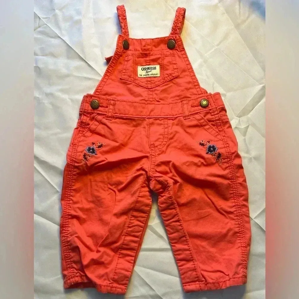 OSHKOSH B’gosh | Vestbak, baby girls overalls. Size: 6M